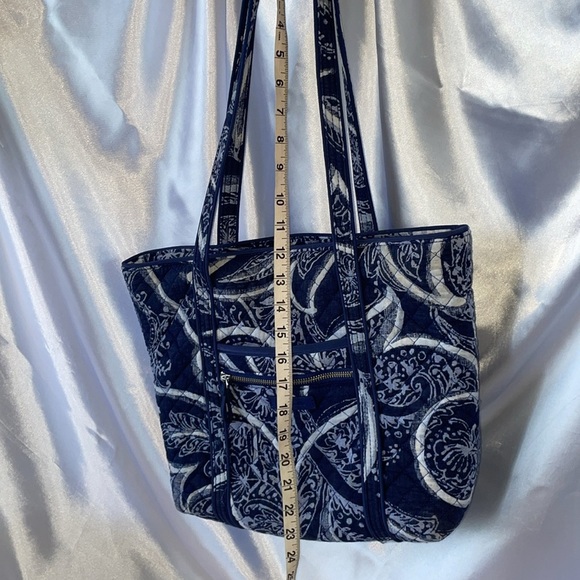 Vera Bradley Iconic Tote in Indigo Quilted Cotton Blue Paisley Polka Dot Lining - Picture 6 of 14